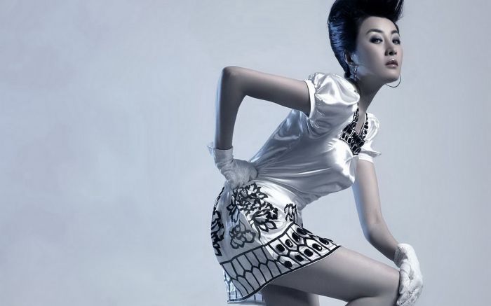 ԸŮǱֽ ʮԸŮǣһ